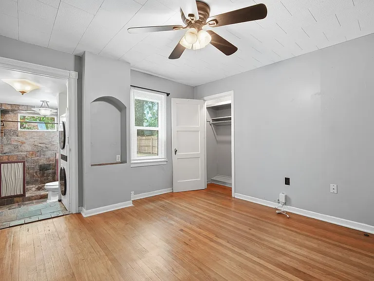 1419 E Jean St — Photo 28