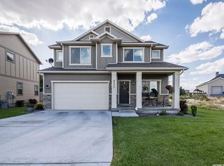 8123 N Quarter Mile Dr, Eagle Mountain, UT 84005