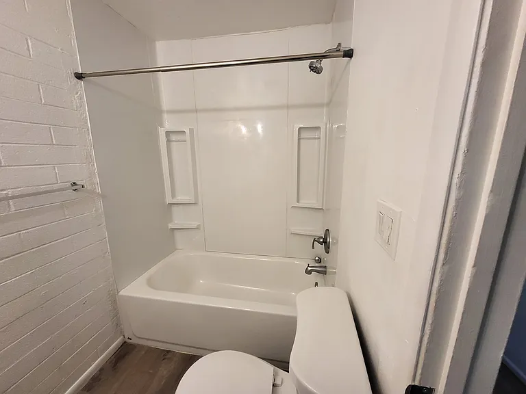 5229 N 59th Dr #1 — Photo 18