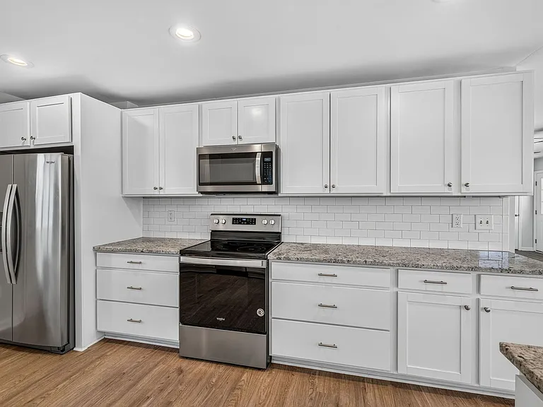 1208 Hawthorne Rd — Photo 12