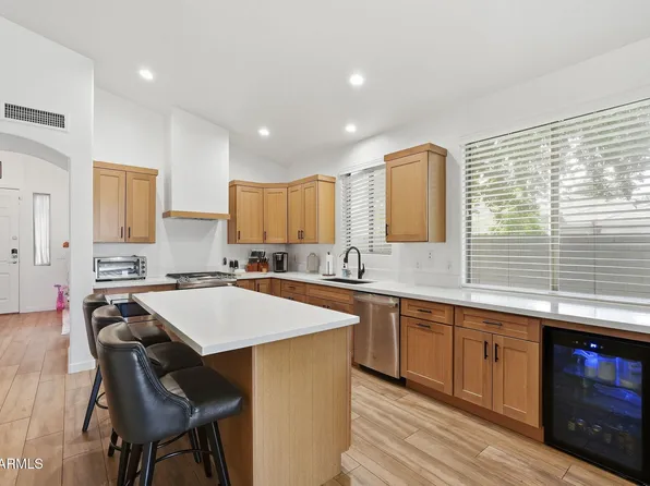 2420 E DARREL Road, Phoenix, AZ 85042