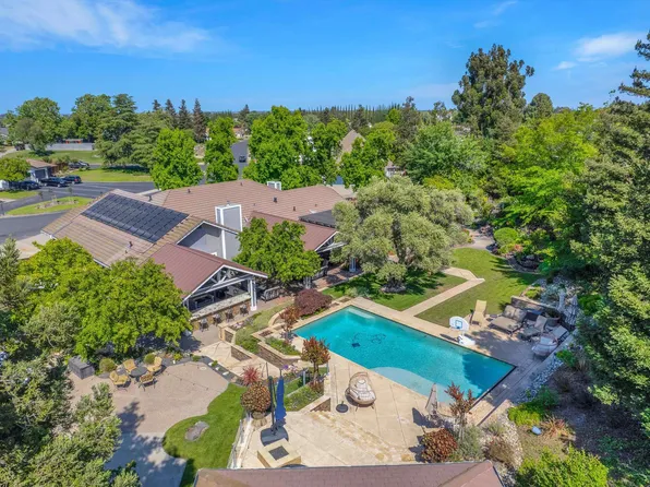 25 Madeira Ct, Oakley, CA 94561