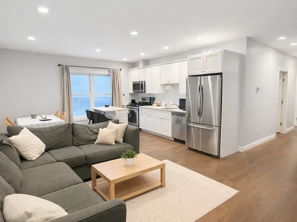 88 F St #1, Boston, MA 02127