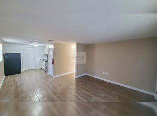 9400 Grandfield Rd UNIT B, Thonotosassa, FL 33592