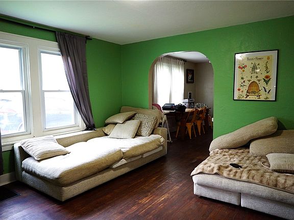 2nd image of 4713 Eliza St