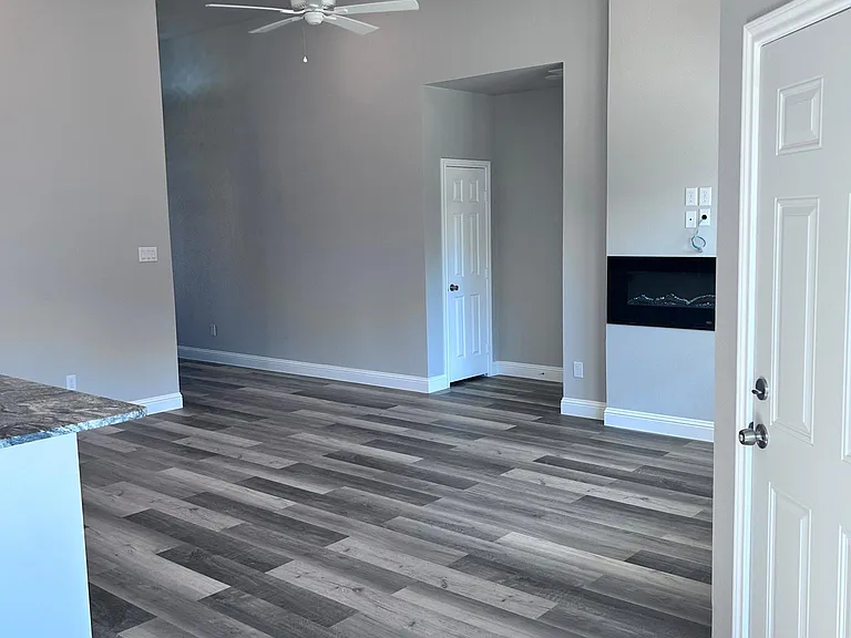 238 Marianne Cir — Photo 10