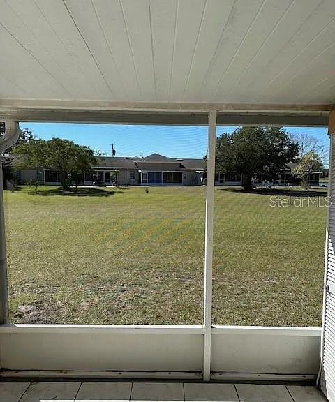 2709 Club Cir — Photo 8