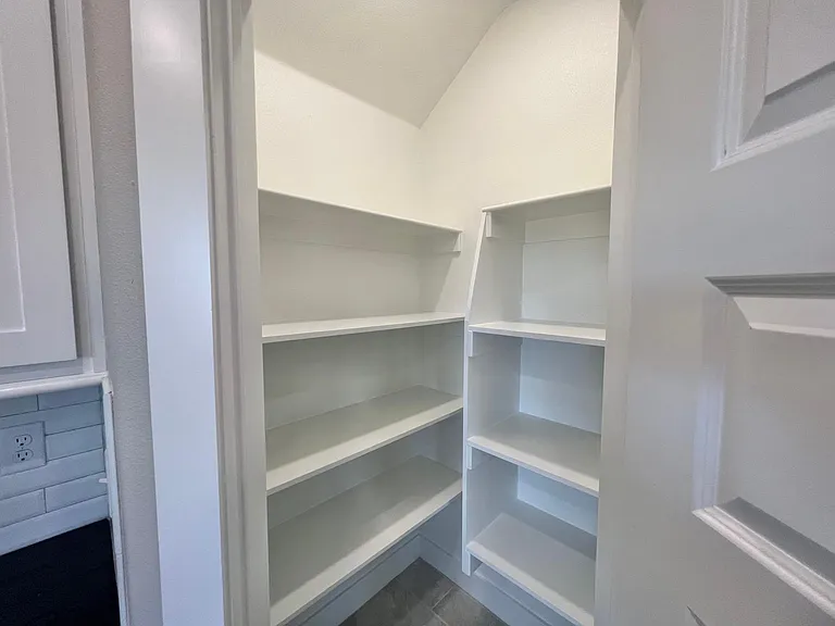 754 Hickory Meadows Ave — Photo 5