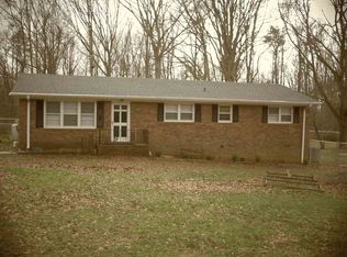 319 Fain Dr, Boiling Springs, SC 29316