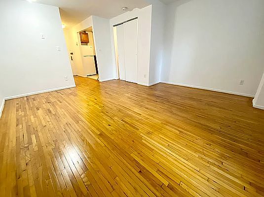 3rd image of 121 E 12th St APT 6B