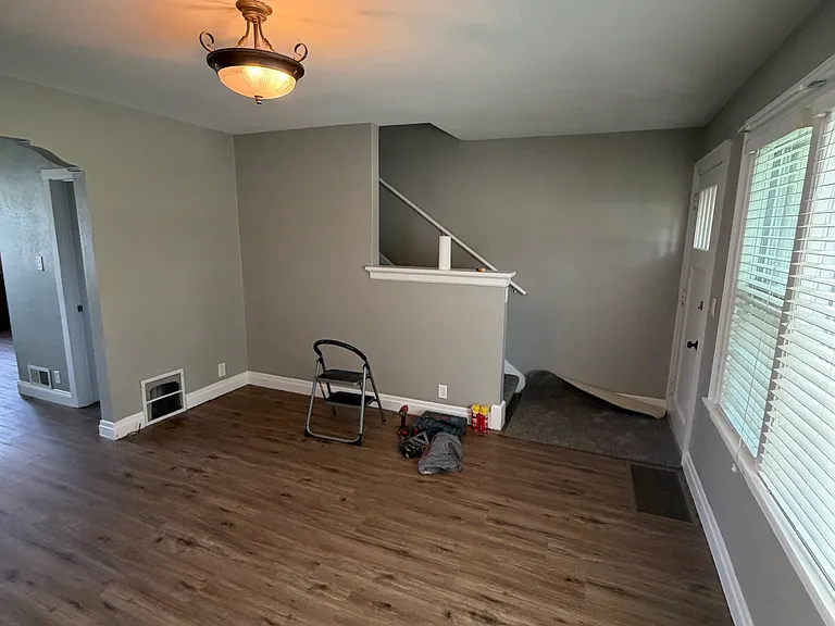 116 Arden St — Photo 12
