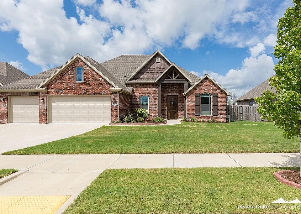 1st image of 4572 W Oldham Dr