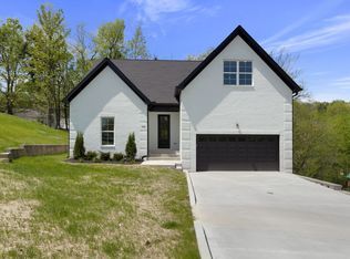 486 David Ave, Lewisburg, TN 37091