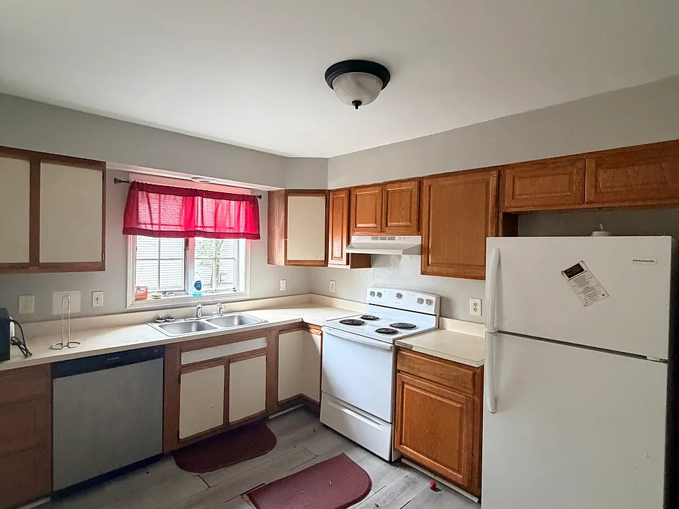 17 Chamberlain Pl