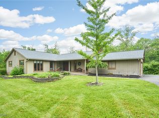 3196 Shade Rd, Akron, OH 44333