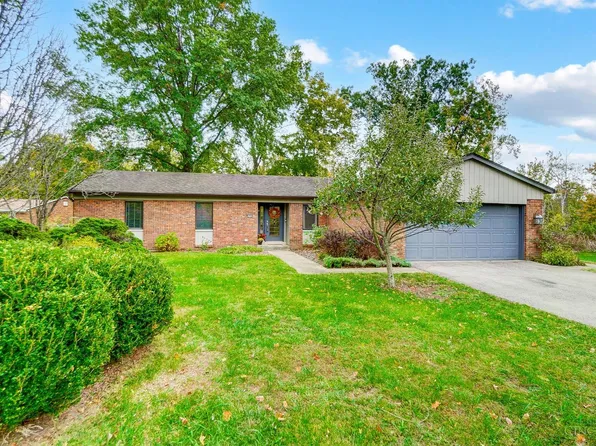 1090 Raintree Dr, Milford, OH 45150