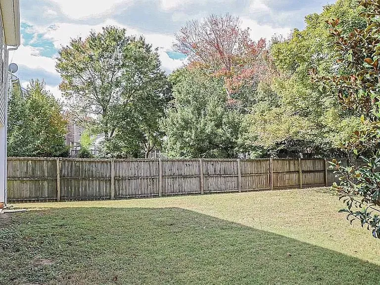 105 Fairview Lake Way — Photo 12