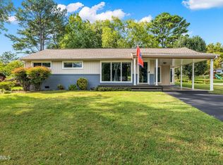 1213 Stillwell Dr NW, Knoxville, TN 37912