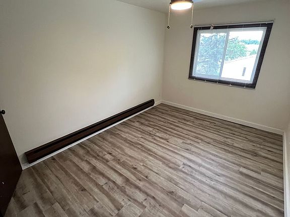 3rd image of 5902 Spartan Dr #9