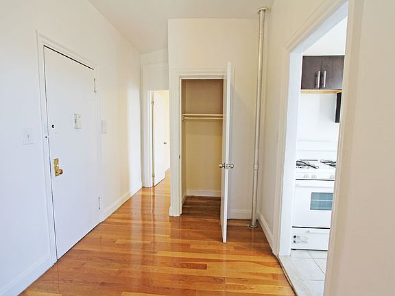 3rd image of 412 W 148th St APT 4E