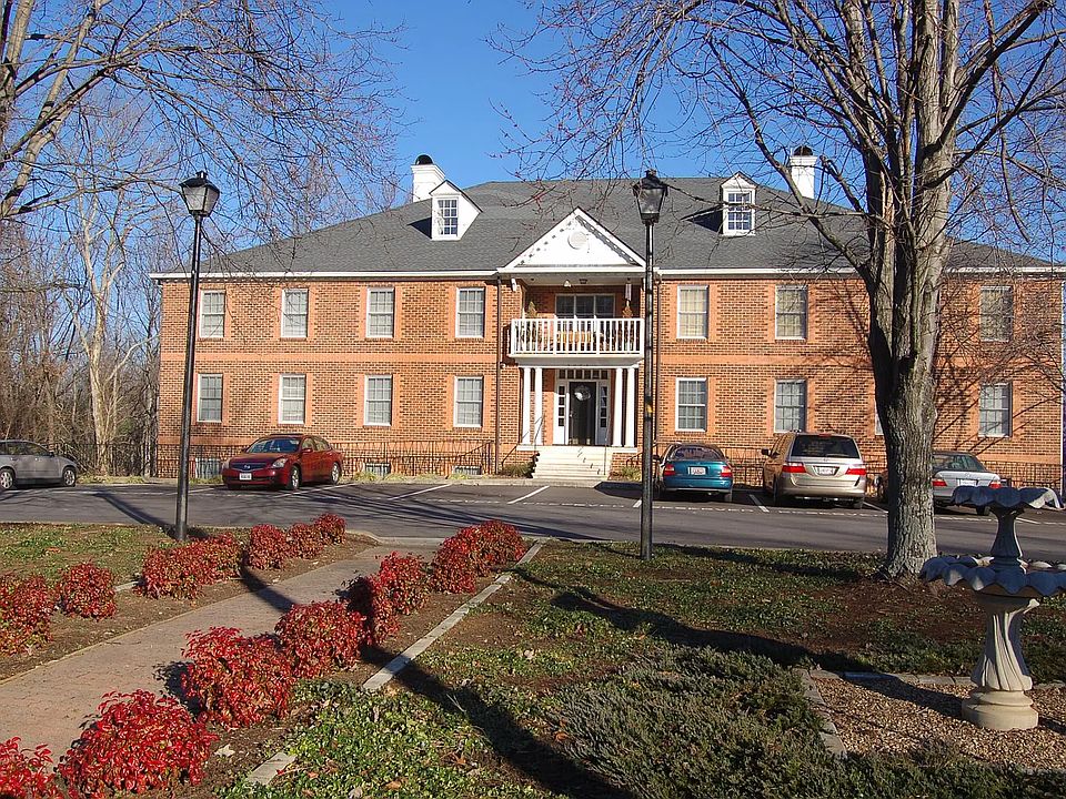 1st image of 3004 Rivermont Ave APT 211