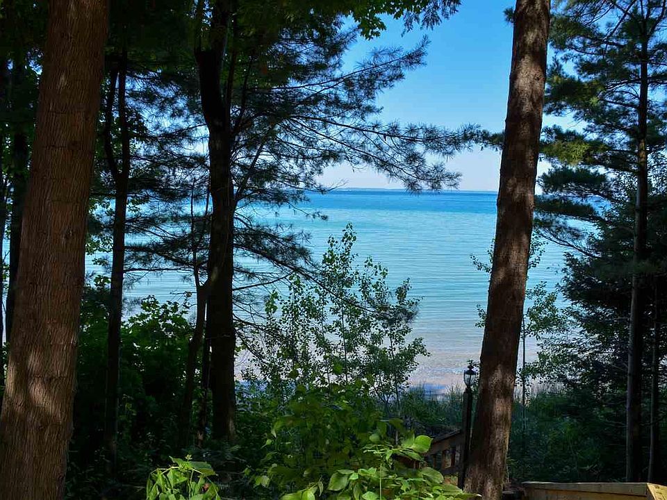 584 S Manitou Trl, Lake Leelanau, MI 49653 Zillow