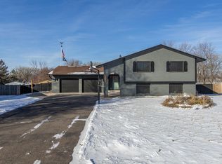 8032 Morgan Cir N, Brooklyn Park, MN 55444