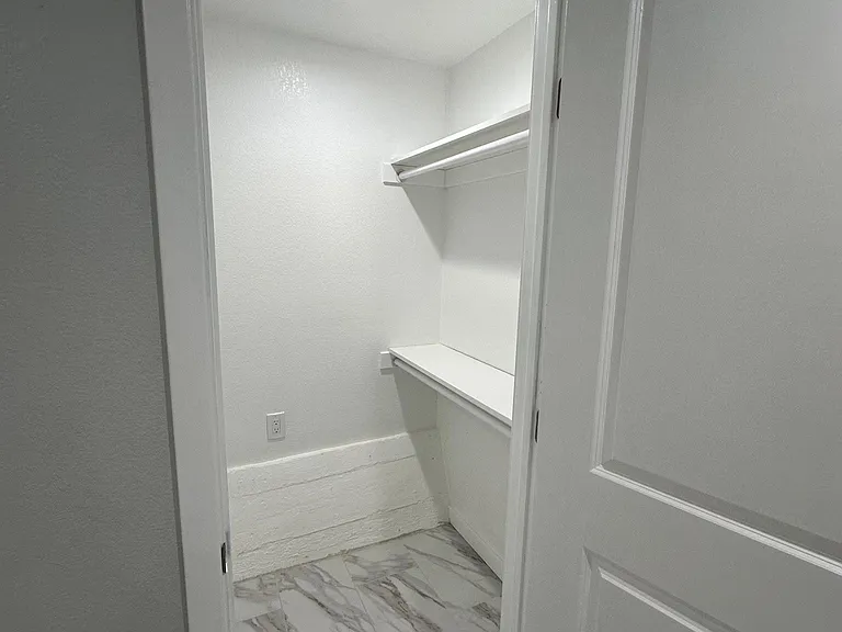 329 Commercial Ave #A — Photo 7