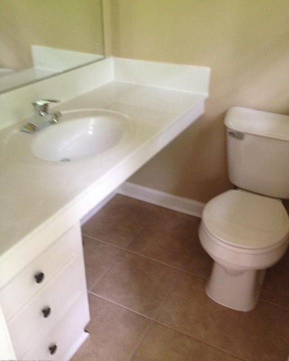1st image of 2090 Brookhaven Dr