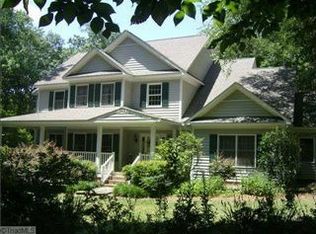 6066 Windsor Farme Rd, Summerfield, NC 27358