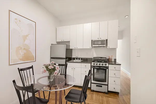 Rented by Compass | media 5