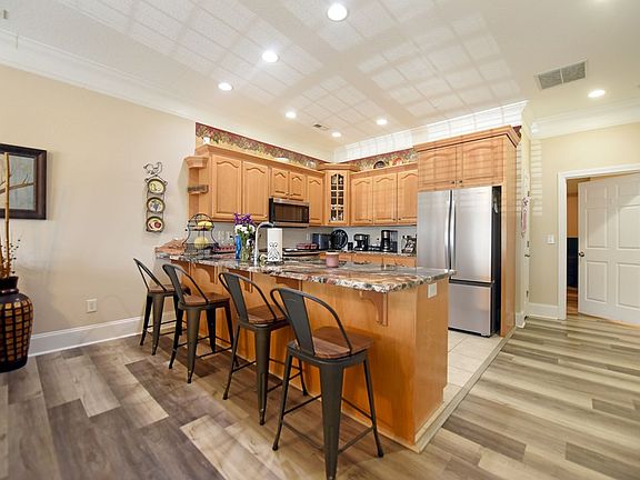 2nd image of 1727 Watercrest Way Unit B