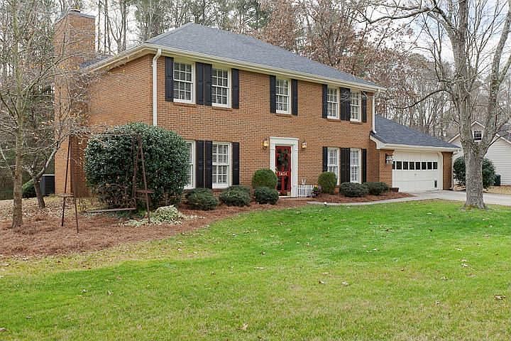 1st image of 1434 Logan Cir