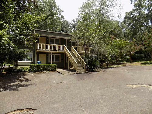 535 Hart St #1 Photo 1