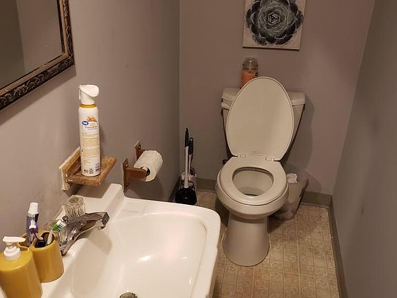 4th image of 24 Howard St