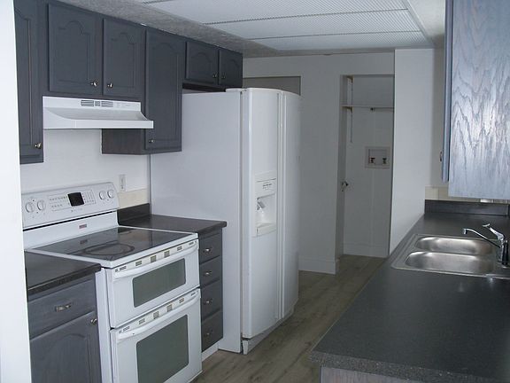5th image of 155 Arapahoe Cir