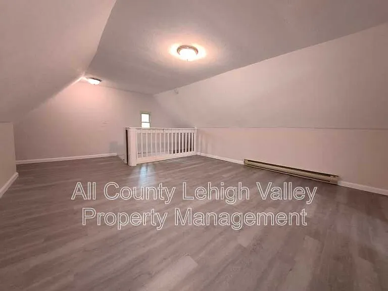 80 Hillside Ave — Photo 6