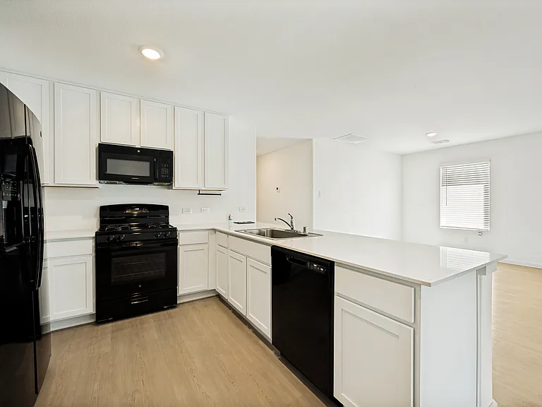 4013 Drifters Bend Dr — Photo 4