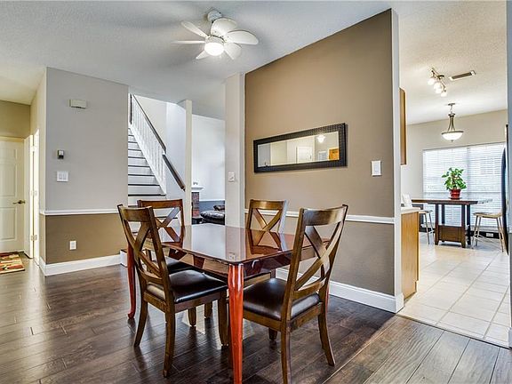 3rd image of 4761 Waterway Dr