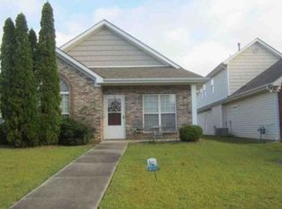 2111 Village Ln, Calera, AL 35040
