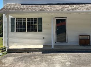 100 Majak Dr APT 15, Corbin, KY 40701