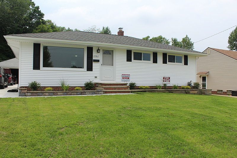 1st image of 2382 Stanford Dr