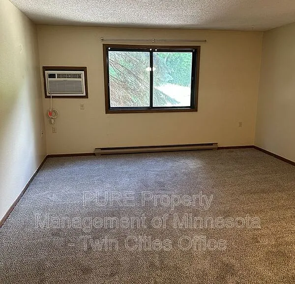 221 Grand Ave W #204 — Photo 8