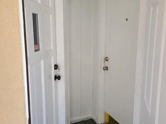 3rd image of 18200 Phlox Dr