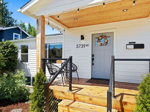 5739 SE Woodward St, Portland, OR 97206