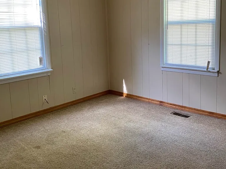 1220 Richard Ave — Photo 6