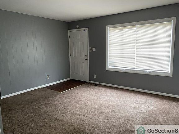 5th image of 22348 Strassburg Ave