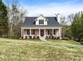 13 Sassafras Trl NE, Cartersville, GA 30121