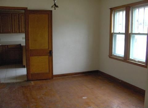 4th image of 600 Montana Ave
