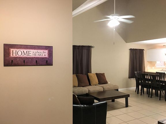 2nd image of 102 Seagrass Way